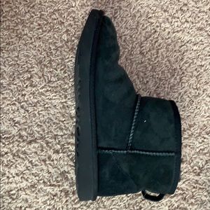 black uggs